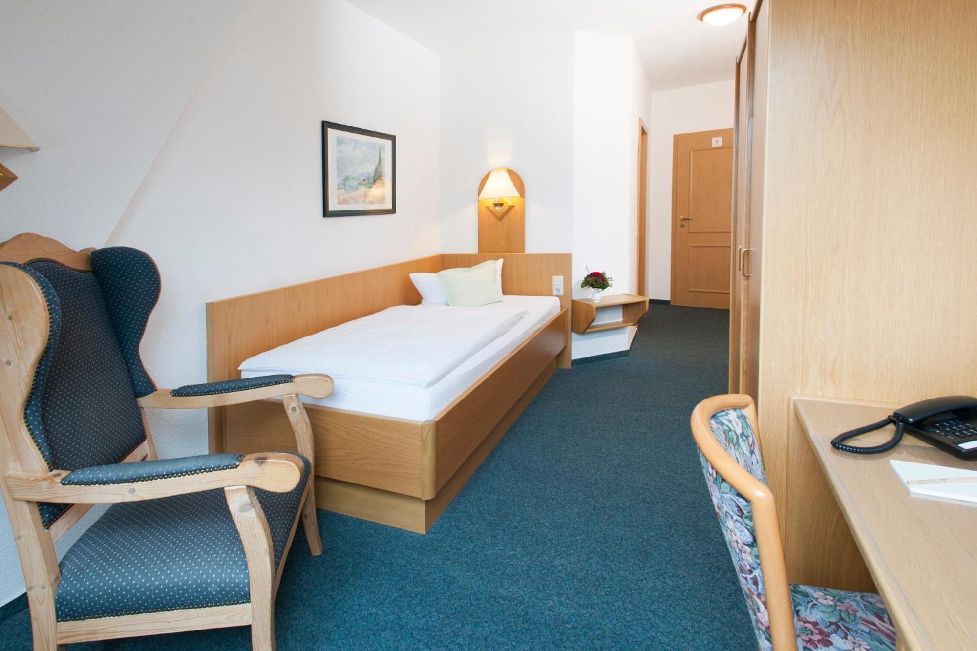 Landhotel Behre Lehrte Værelse billede